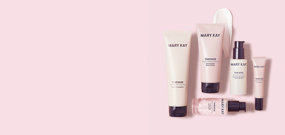 Das Mary Kay TimeWise Ultimate “Wunder-Set” bestehend aus 4-in-1 Cleanser, Daytime Defender SPF 30, Nighttime Recovery, Antioxidant Moisturizer und Eye Cream